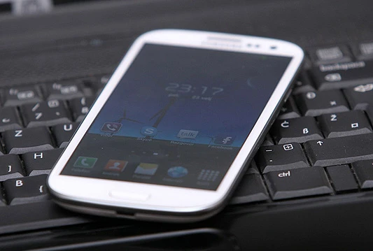 Južnokorejske škole kontroliraju smartphone svojih učenika