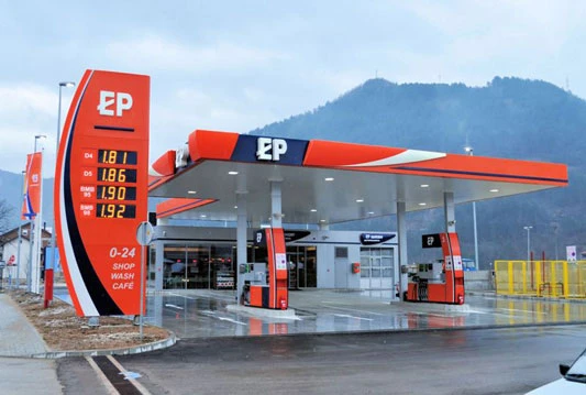 Vlada FBiH: Nastaviti započete aktivnosti oko 'Energopetrola' Mostar i 'Petrol' Ljubuški