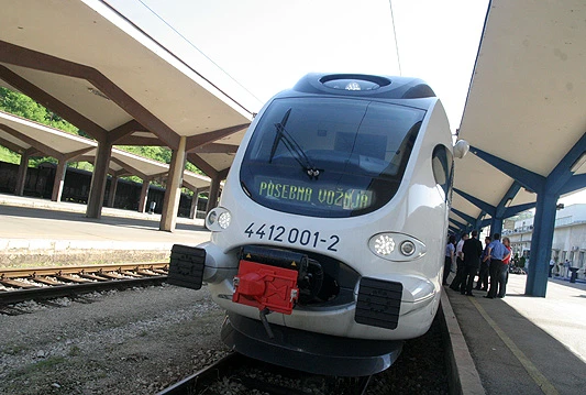 Ništa od iznajmljivanja talgo vlakova; Moguće ponovno uspostavljanje linije Sarajevo-Beograd