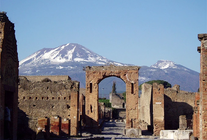 Ukraden dio freske iz antičkog rimskog grada Pompeja