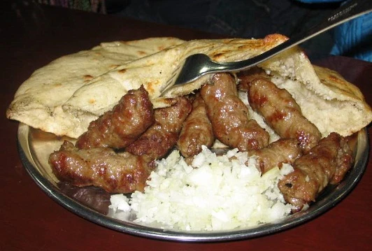 BiH mora zaštititi ćevape kao brend koji bi drugi mogli prisvojiti