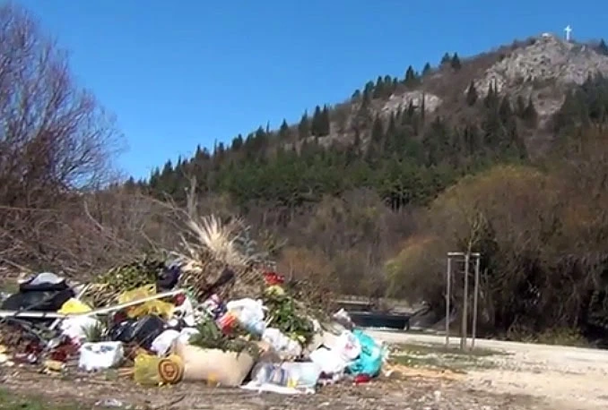 Širokobriješki biser 'ukrašen' smećem