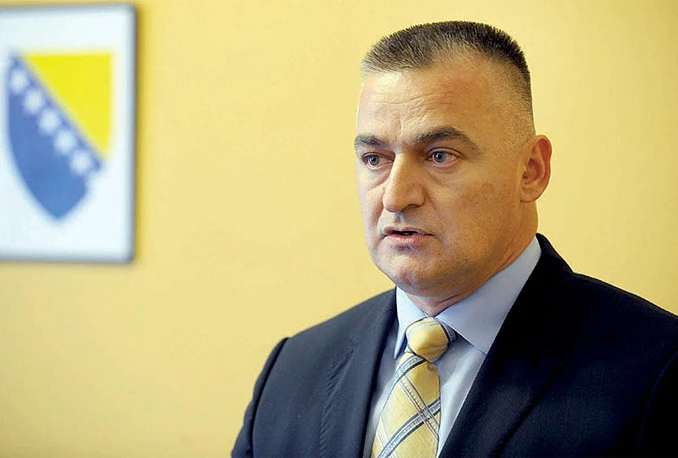Veleposlanika BiH u Srbiji udario autobus