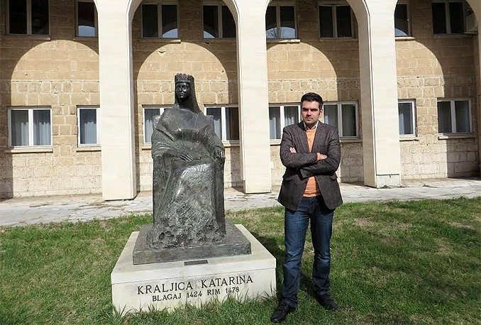 Započeli radovi na obnovi Hrvatskog doma hercega Stjepana Kosače
