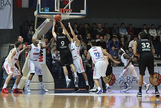Igokea protiv Zadra, Široki kod Partizana
