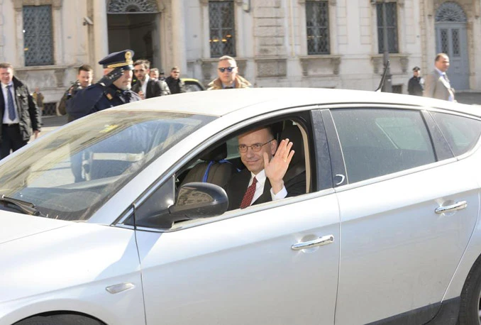 Premijer Italije podnio ostavku