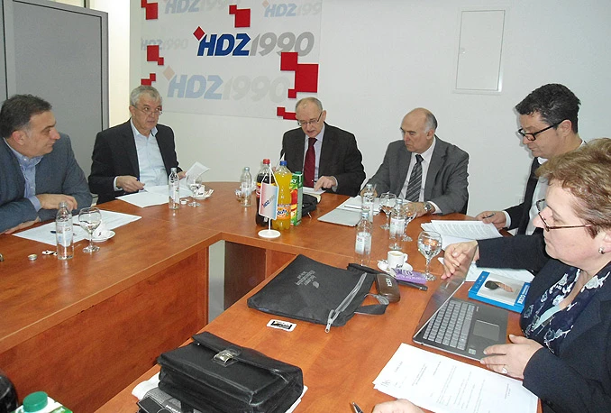 Glavno vijeće HNS: Prosvjedi imaju obilježja državnog udara