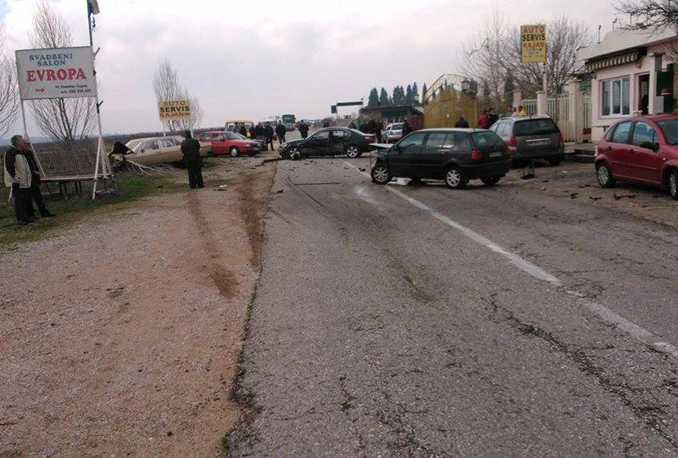 Sudar BMW-a i Golfa na putu od Blagaja prema Mostaru