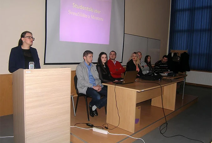 Studentski zbor u posjeti kolegama u Orašju
