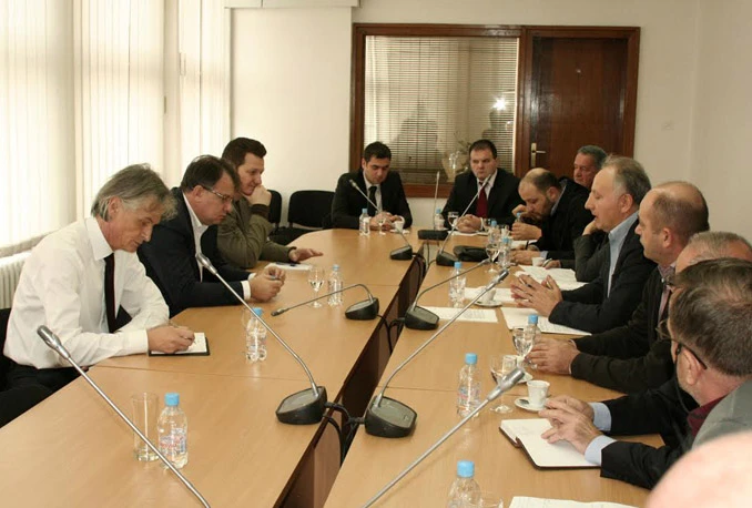 Udruženje tekstila, kože i obuće: Izmijeniti zakonska rješenja radi poboljšanja u zaposlenju