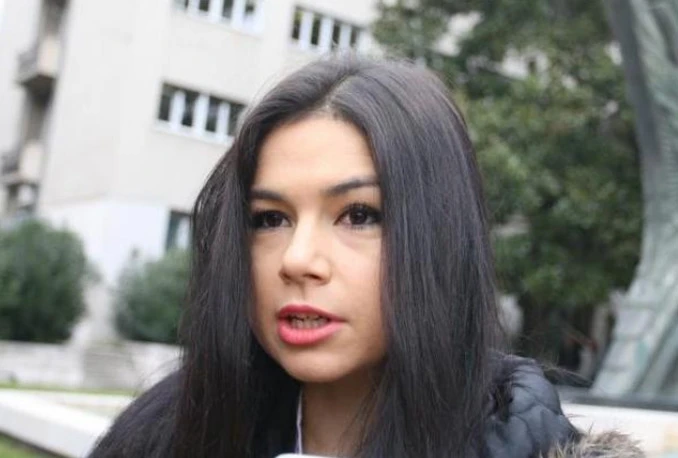 Policija tragala za Kristinom, a njoj se samo - smočio mobitel! 