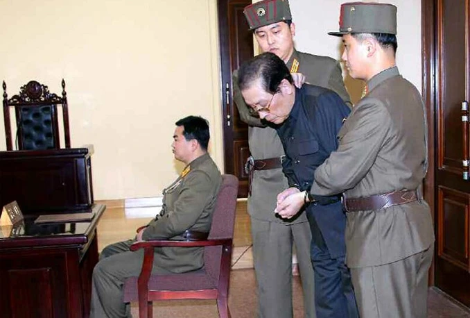 Kim Jong Un tetka bacio golog u kavez izgladnjelim životinjama