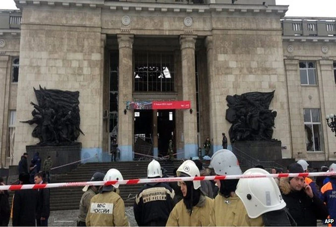 Bombašica aktivirala eksploziv na željezničkoj postaji - 13 poginulih, 40 ranjenih