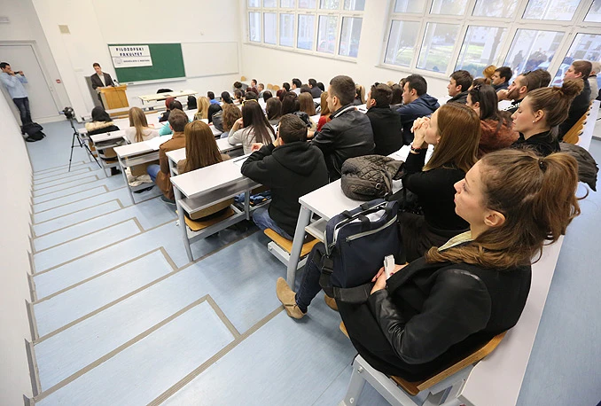 Hoće li se izjednačiti plaće na mostarskom Sveučilištu?