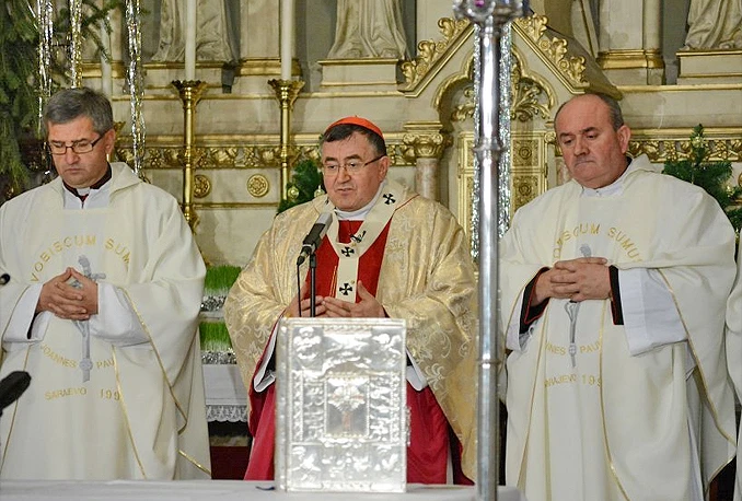 Slavljena misa Polnoćka u sarajevskoj katedrali