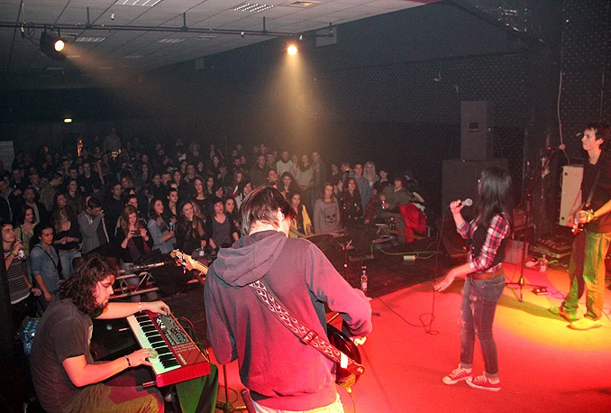 Odlični nastupi bendova Mostar rock school