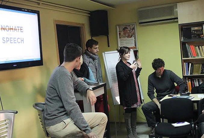 YIHR BH organizirao prvi tečaj protiv govora mržnje