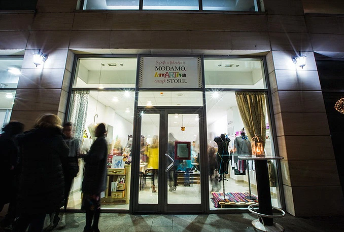 Sinoć u Mostaru otvoren MODAMO.kreARTiva Concept Store!