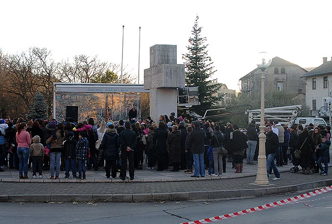 U akciji ''Božić u Širokom'' 20 poklon-paketa podijeljeno socijalno najugroženijim obiteljima