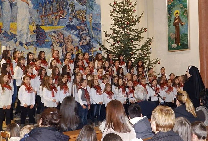 Božićni koncert ''Raspjevanih 'anđela'' u Čitluku