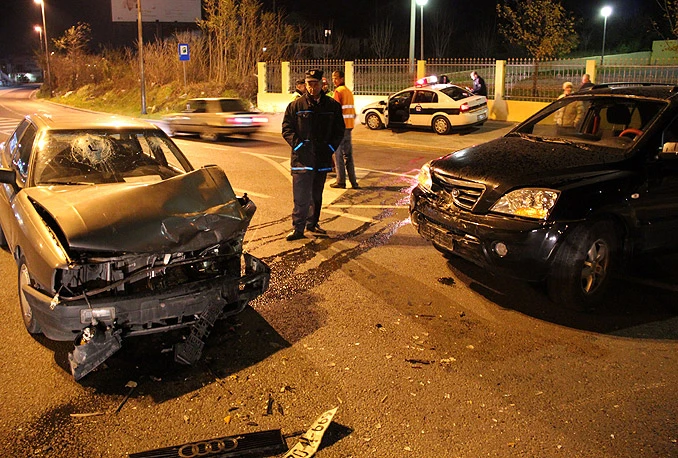 U sudaru kod Zalika dvije osobe ozlijeđene, nastala veća materijalna šteta
