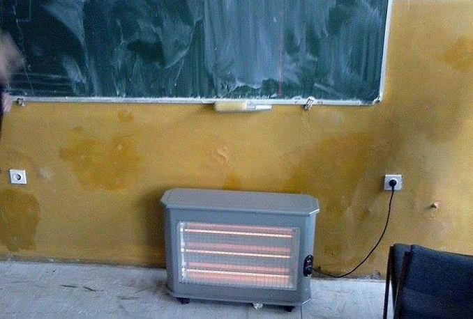 Učenici se smrzavaju, unatoč grijanju temperature u učionicama 11°C