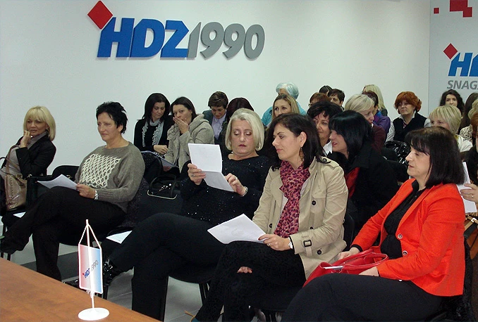 Helena Paponja predsjednica Odbora Zajednice Žena HDZ-a 1990 HNŽ