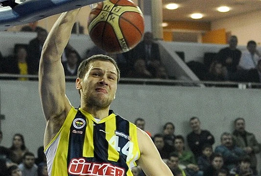 Bogdanovićev Fener gazi prema drugoj fazi