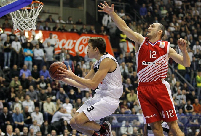 Zvezdi drama u derbiju s Partizanom