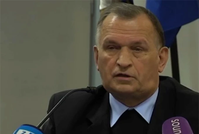 Jovanović mons. Pozaiću: Ugledajte se na papu Franju!