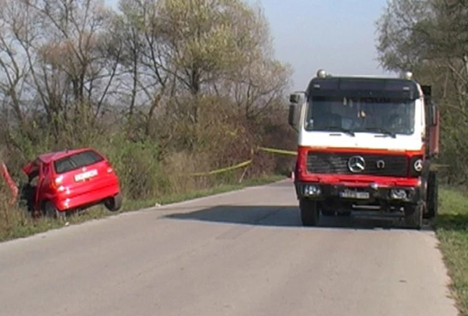 Poginuo za upravljačem VW Pola