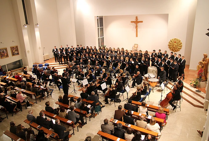 Osječki i mostarski glazbenici izveli Mozartov Requiem