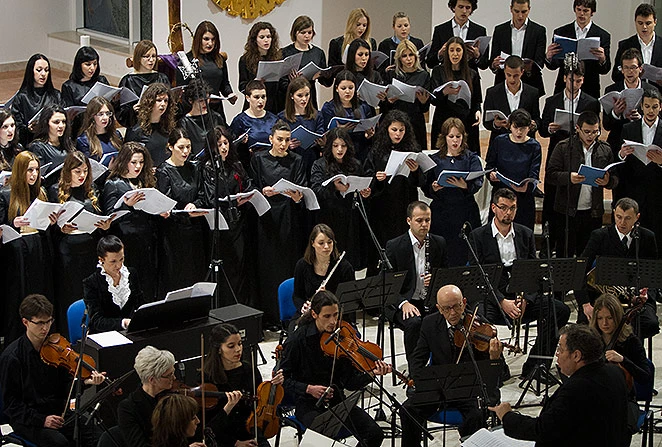 Mozartov Requiem: Nastavak suradnje osječkoga HNK i zbora Pro musica