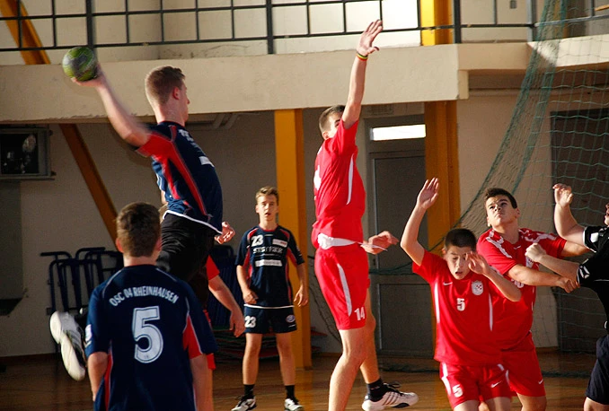 Prijateljske utakmice rukometaša Zrinjskog, Veleža i gostiju iz Duisburga