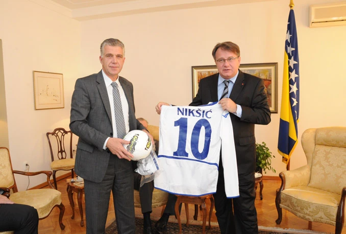 Premijer FBiH sastao se sa čelnicima Nogometnog saveza i sponzora reprezentacije