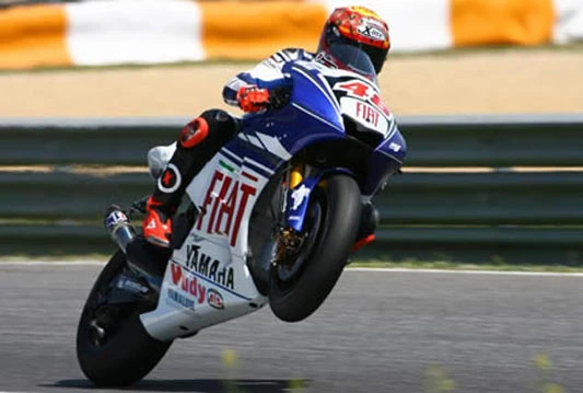 Lorenzo ostao u igri za naslov
