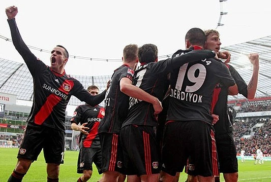 Bayer "fantomskim golom" preuzeo vrh Bundeslige