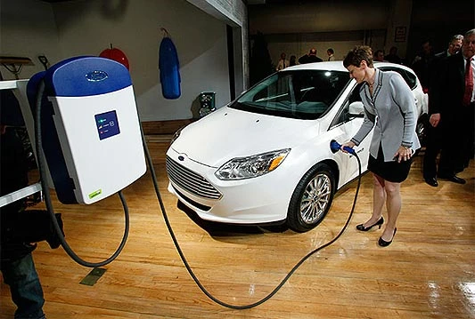 "Ford" će u ponudi imati 25 posto elektrovozila