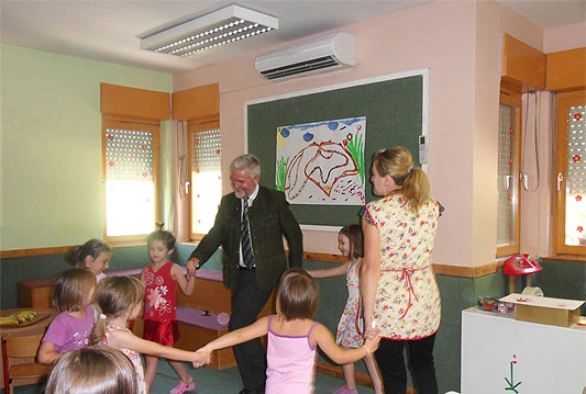 Veleposlanik Kock posjetio vrtić ''Sunčani most''