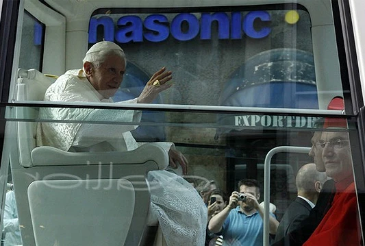 Papa neće u Srbiju bez poziva SPC-a