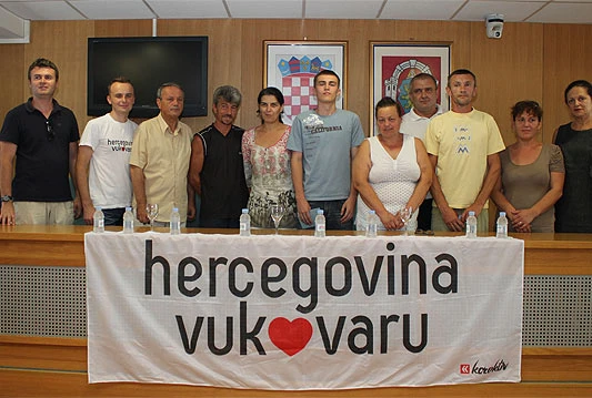 Socijalno ugrožene obitelji iz Vukovara dobile pomoć iz Hercegovine