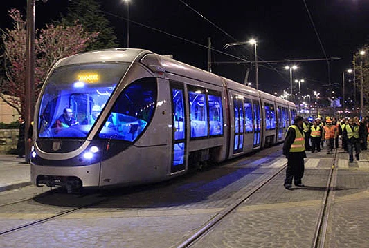 Krenuo prvi tramvaj