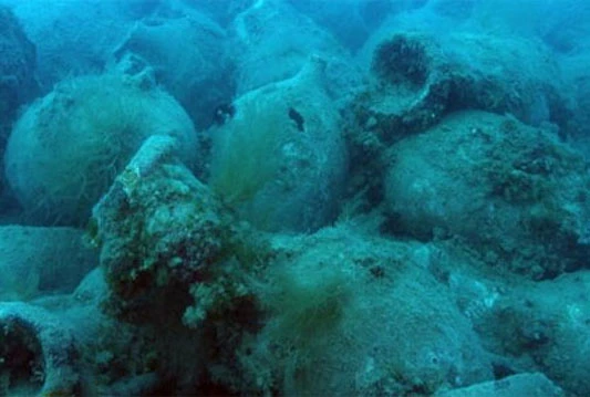 Rimski brod pun boca vina pronađen u blizini obale Albanije