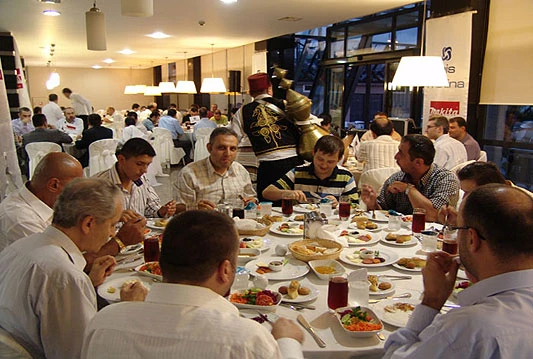 MIZ Mostar organizira zajednički iftar