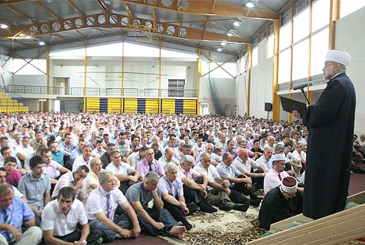 Bajram-namaz klanjan u 44 džamije i mesdžida