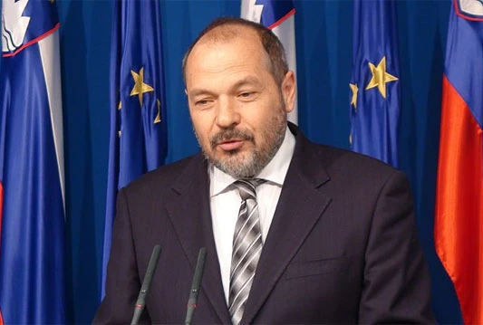 Prijedlozi za euro-zonu dobri, potrebne konzultacije
