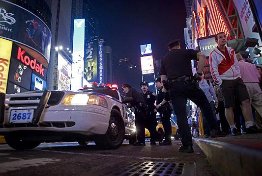 Troje mrtvih u pucnjavi u New Yorku, ranjen policajac