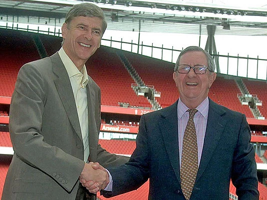 Hill-Wood: Wenger ne odlazi iz Arsenala