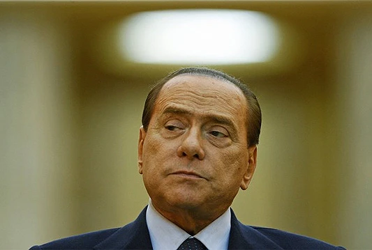 S&P snizio rejting Italije