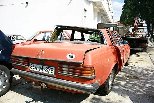 Na putu Stolac - Mostar u prometnoj nesreći jedna osoba poginula, a jedna ozlijeđena